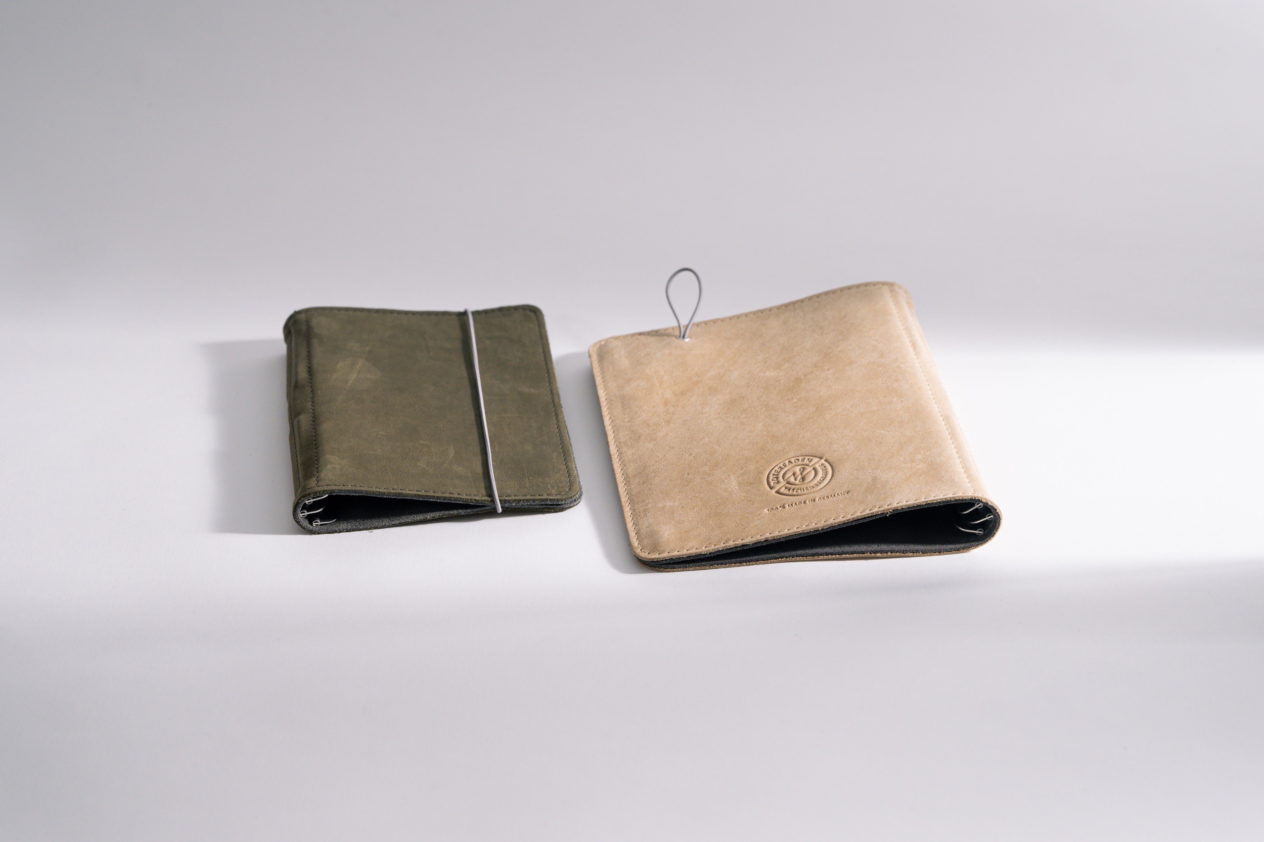 Roterfaden Taschenbegleiter SO_20 Organizer - Lightly sanded leather, chrome-free, and certified with BLAUER ENGEL