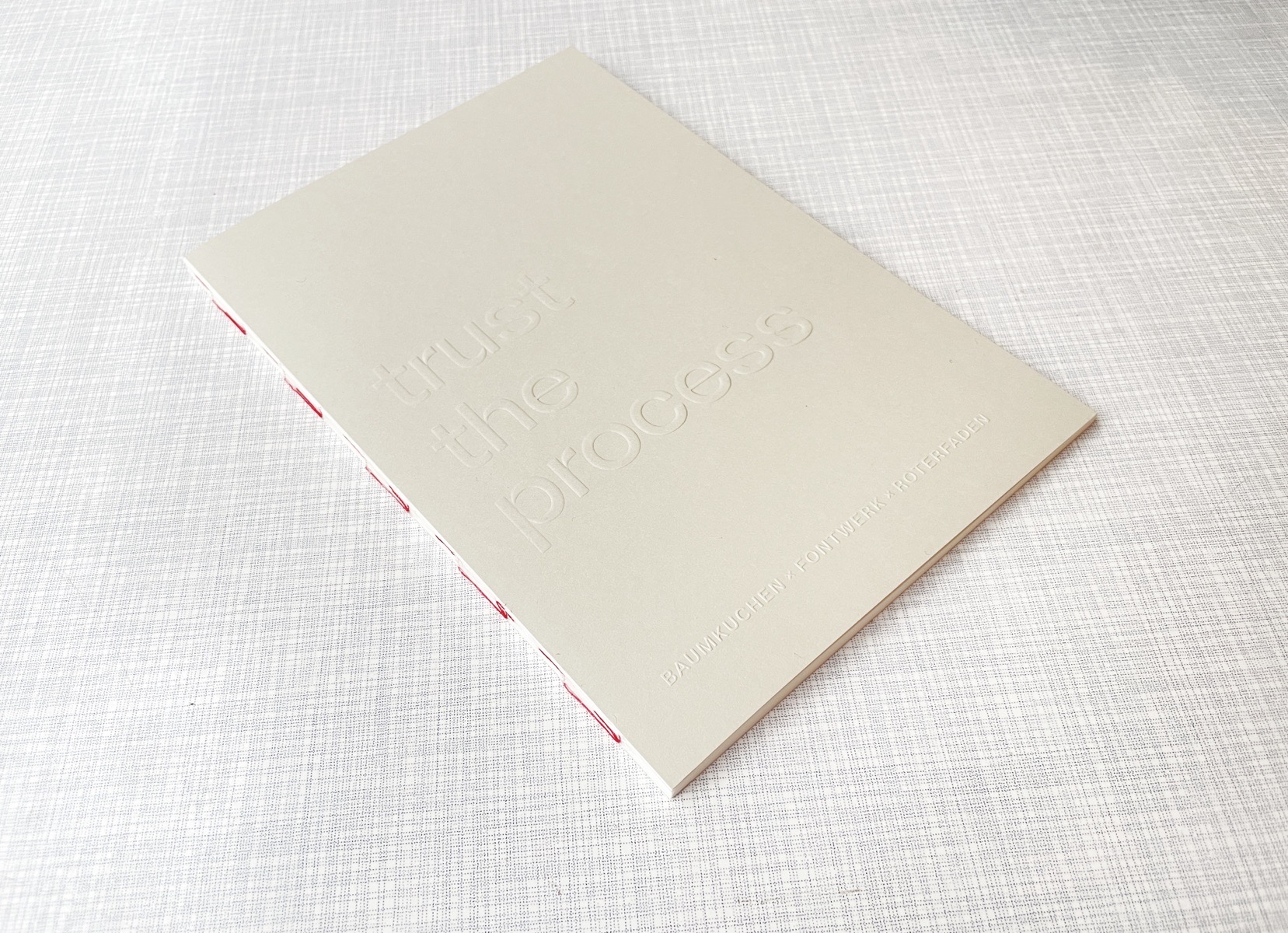 Roterfaden Limited special edition of the Dot Grid Notebook A5 in collaboration with BAUMKUCHEN STUDIO and FONTWERK. Perfect for notes, planning, studying, drawings, travel, and sketches.